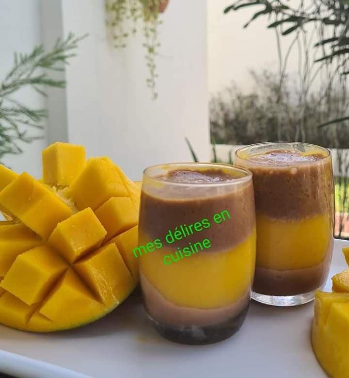 Mousse au chocolat et crème mangue