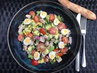 Salade d'avocat au thon frais : recette légère