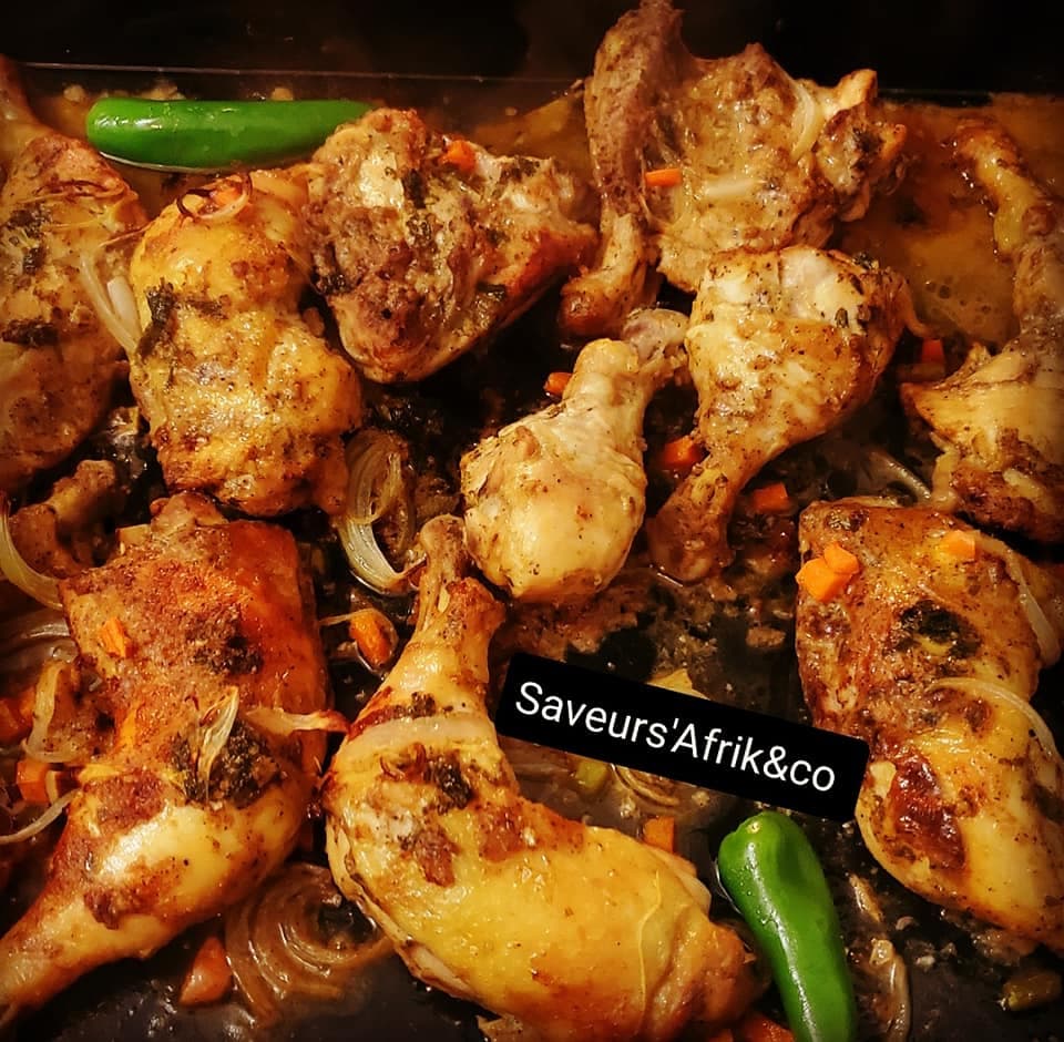 Sauce Yassa accompagnée de poulet rôti