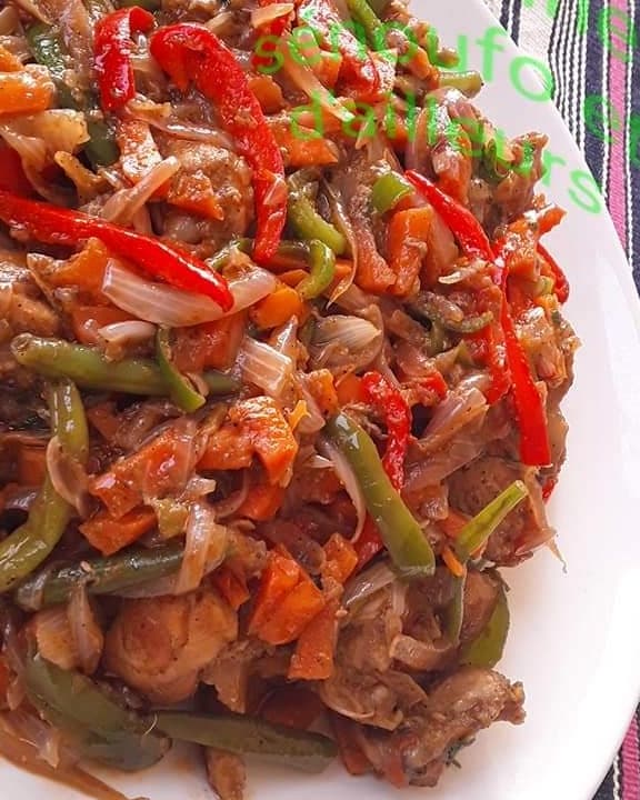 Viande de dindon sautée aux légumes