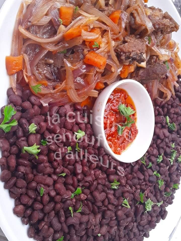 Haricot sauté a la viande