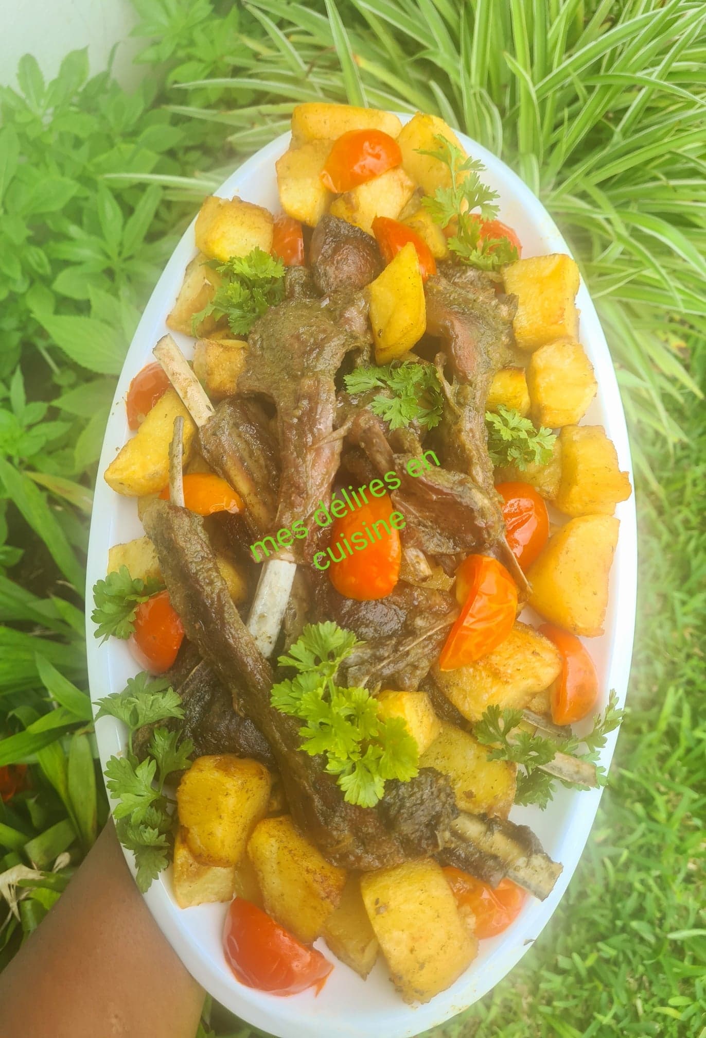 Côte d’agneau et pommes de terre au four