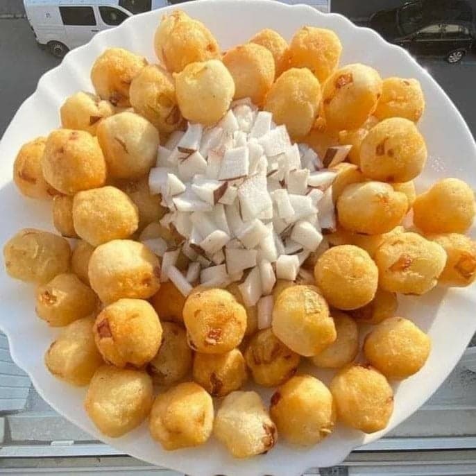 Boules de manioc au coco ou AgbaClaclo