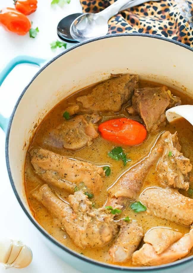 Savoureux bouillon au poulet