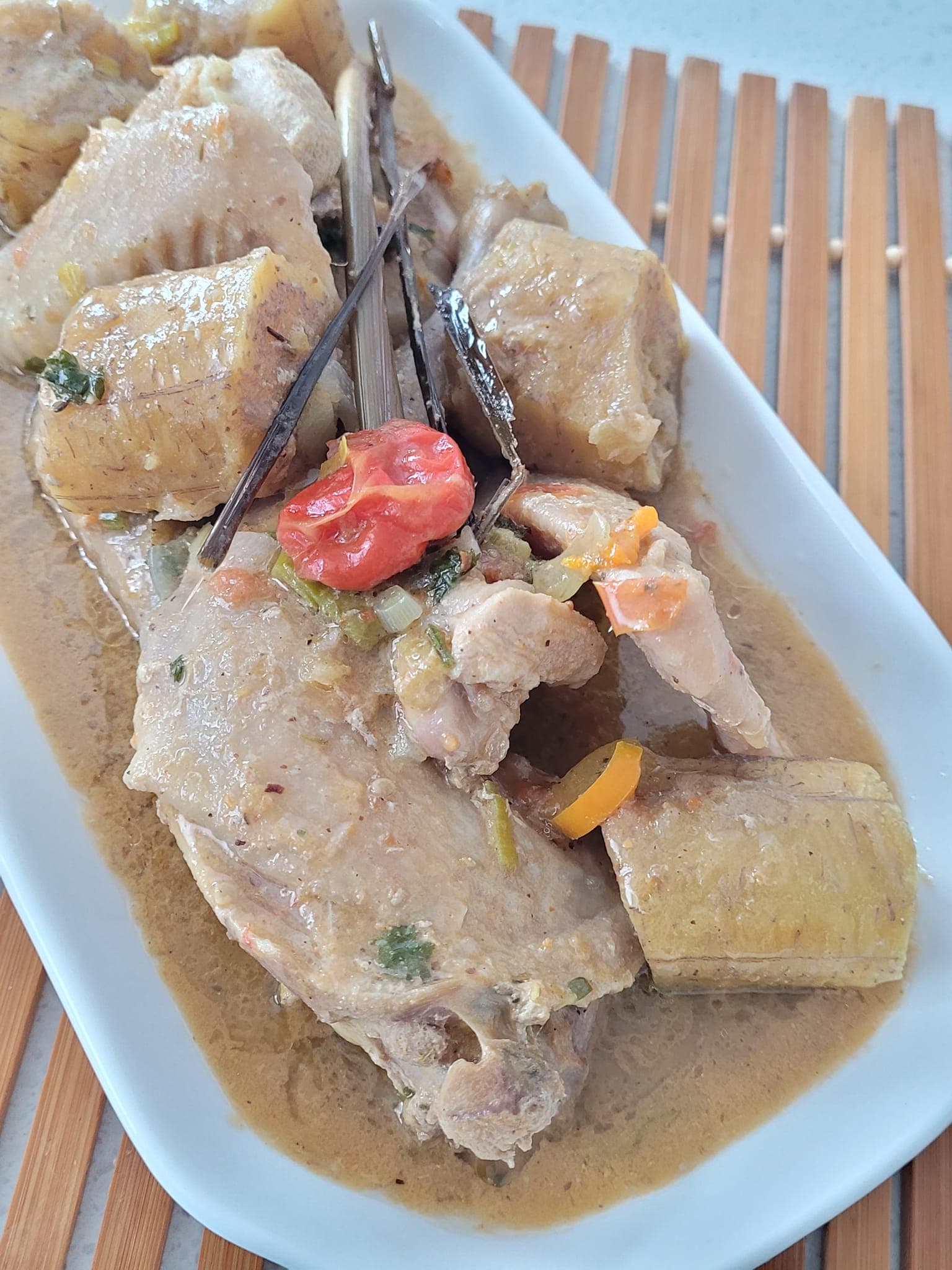 Bouillon De Poule à la citronnelle