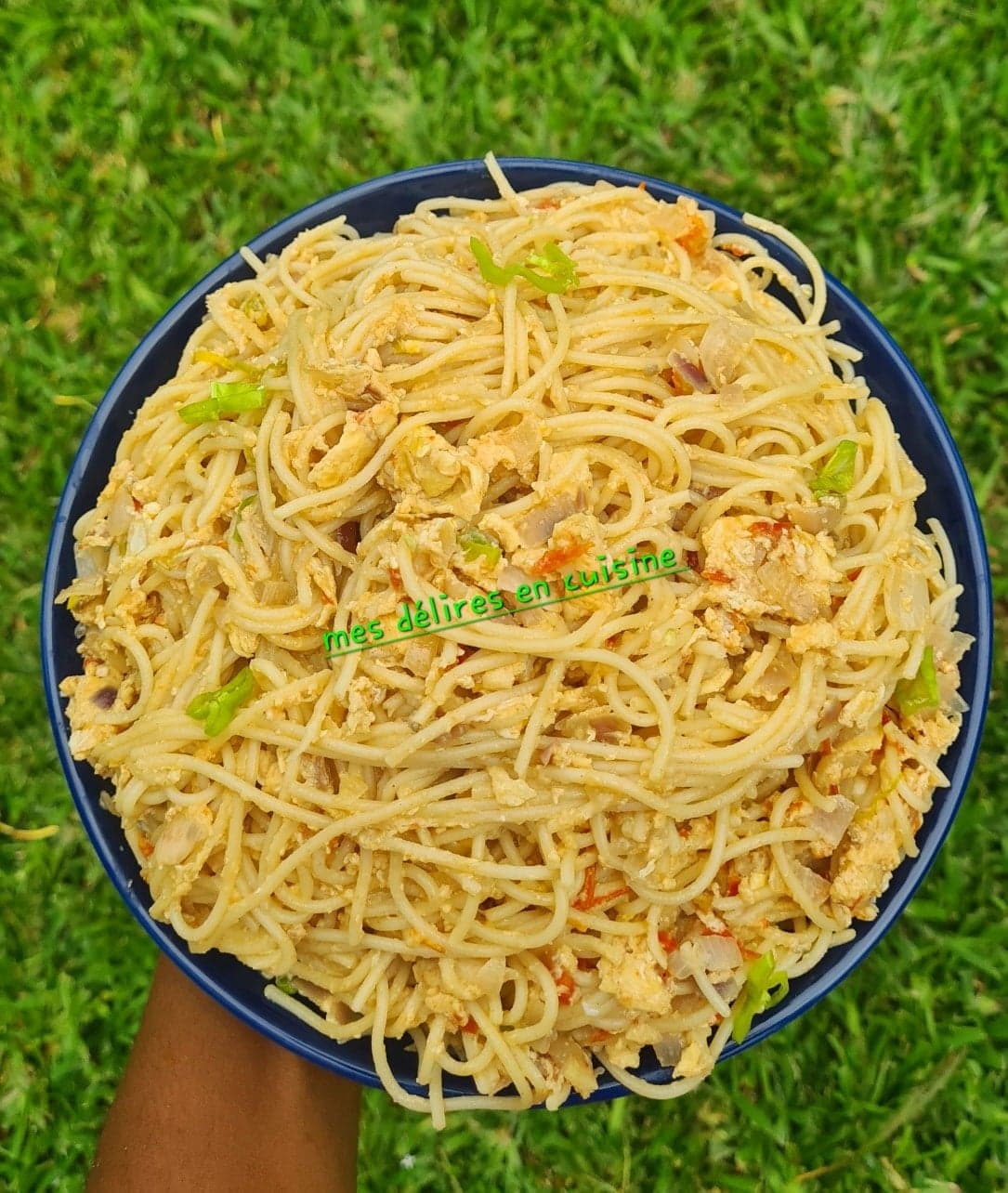 Spaguetti sauté aux oeufs