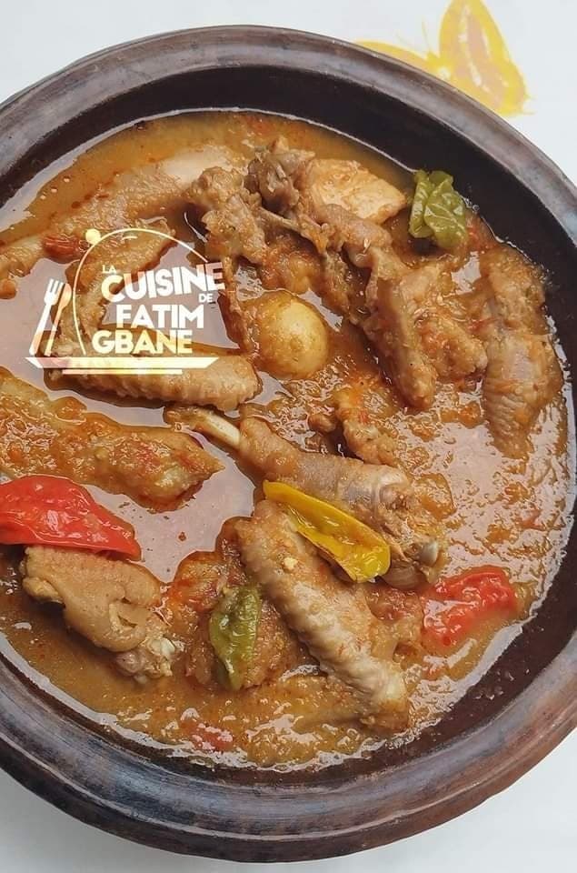 Délicieux kedjenou de pondeuse cuisiné avec la pâte d’ail