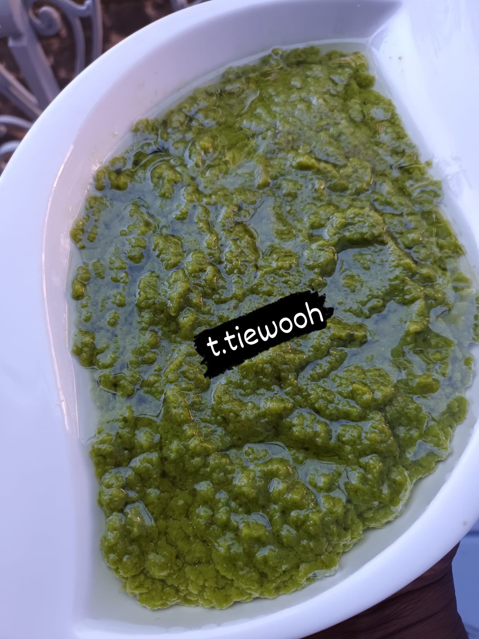 Sauce verte pour grillades : recette accompagnement
