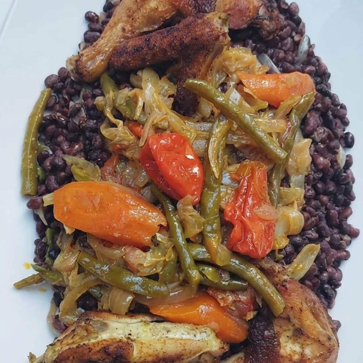Haricots rouges au sauté de poulet aux légumes