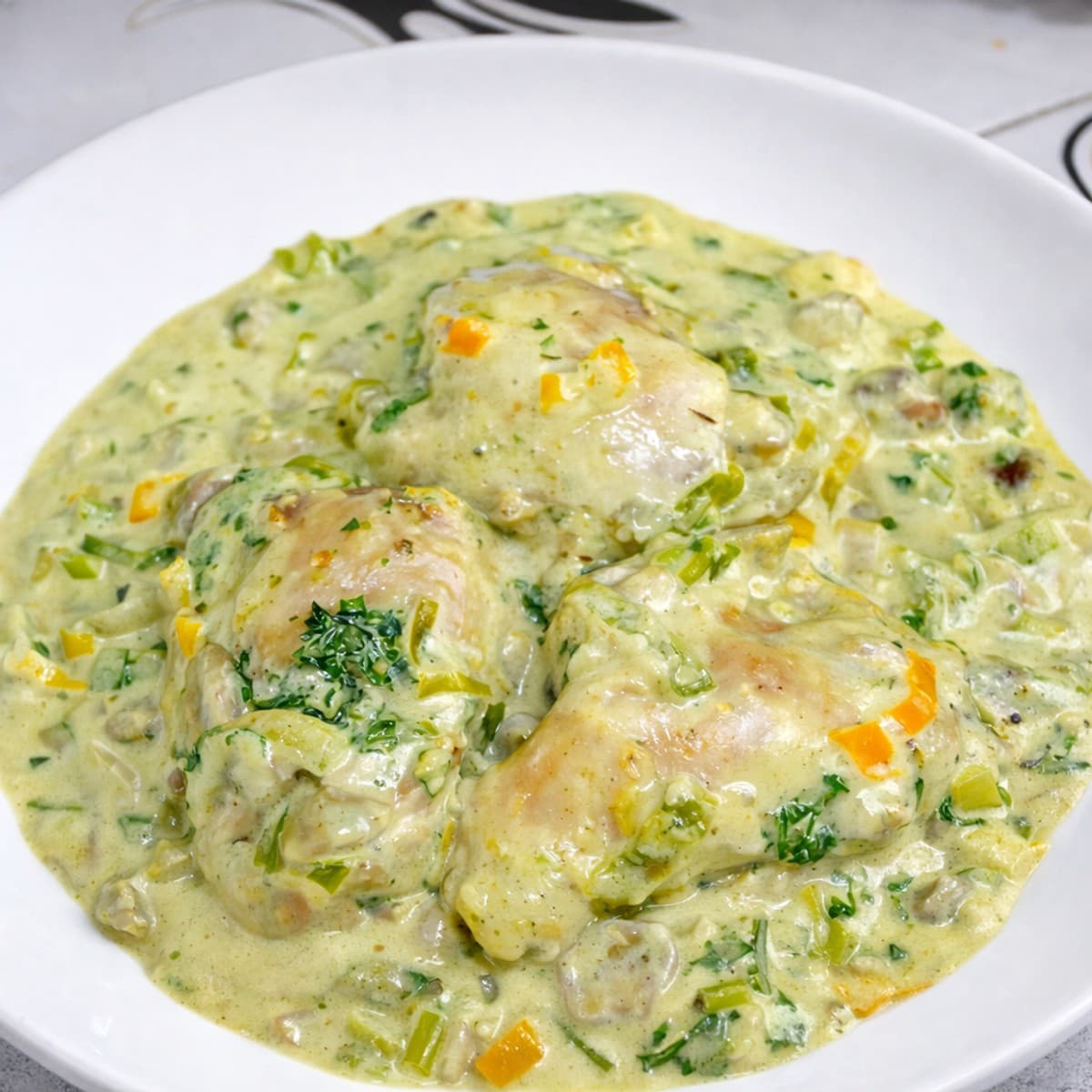 Poulet sauce crème fraiche et champignons