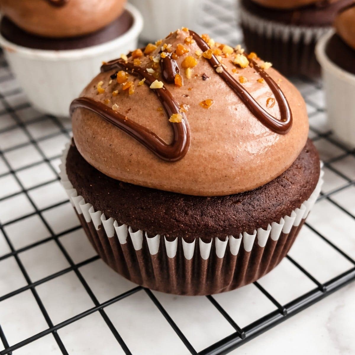 Cupcakes et mini cupcakes au chocolat