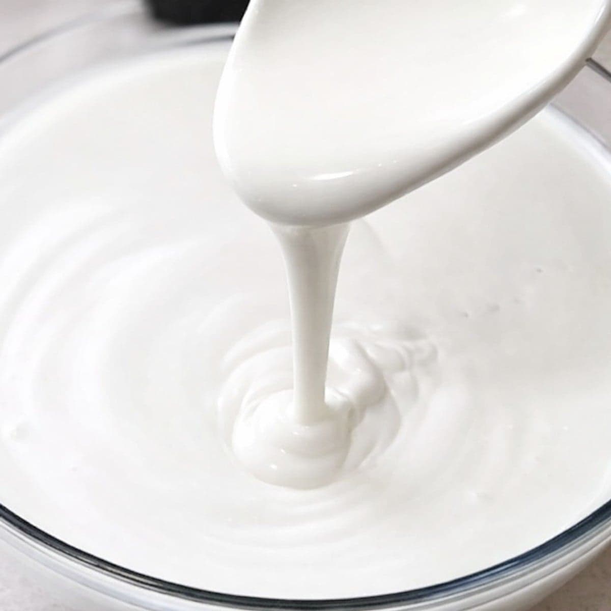 Lait caillé fait maison : recette facile avec lait en poudre