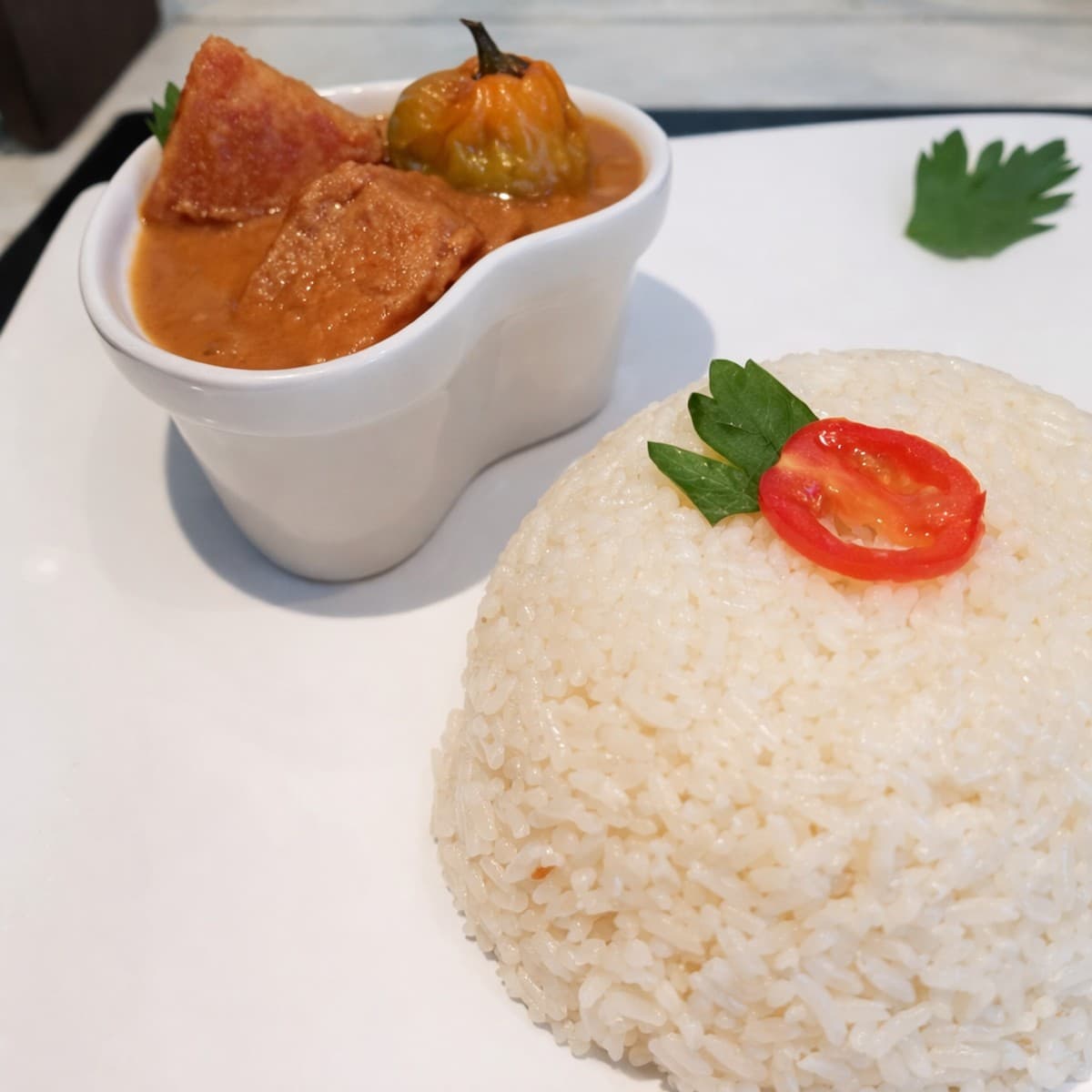 Riz sauce arachide.