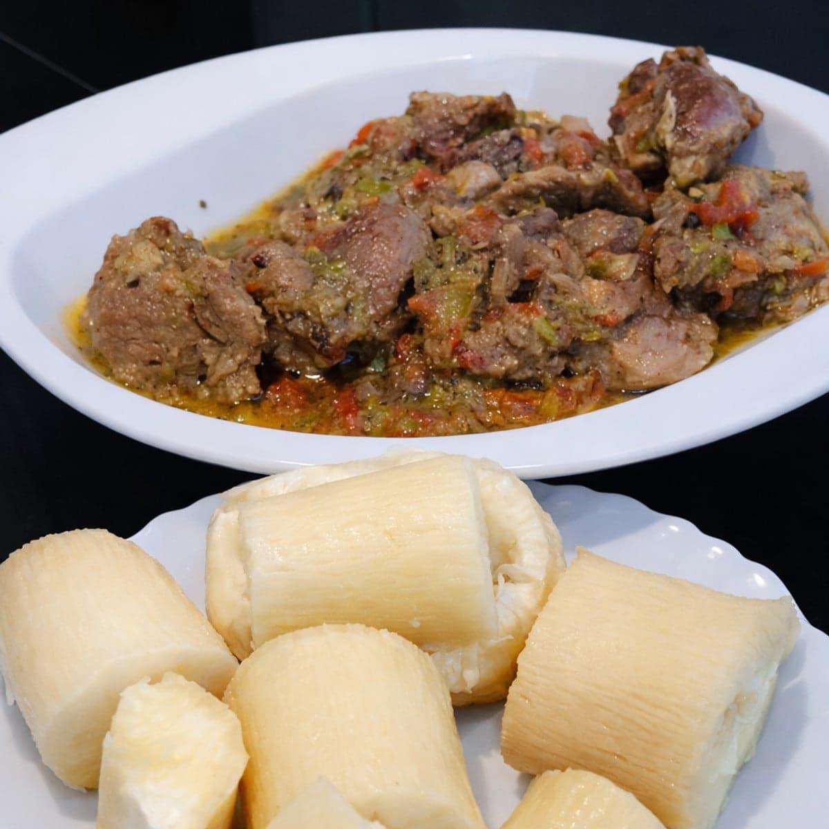 Rôti de viande/ manioc