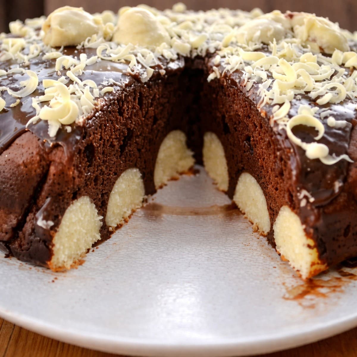 Gâteau chocolat aux boules de noix de coco