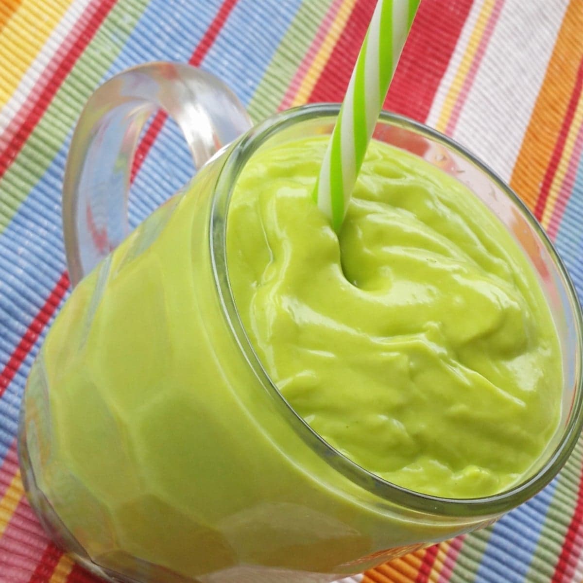 Un onctueux smoothie d’avocat