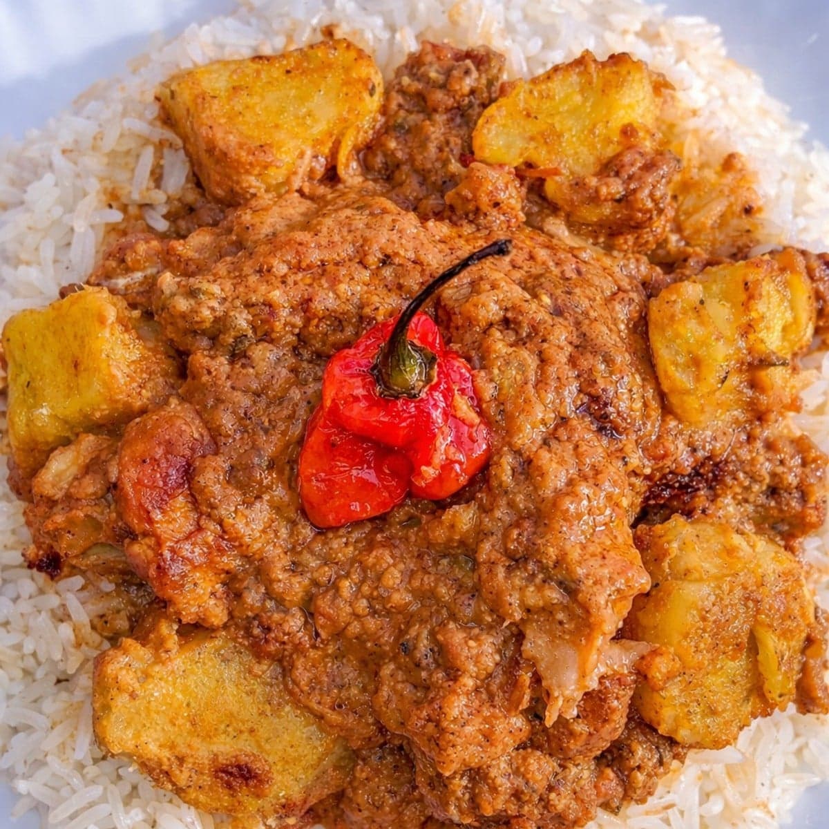 Ailes dures à la sauce d’arachide : recette