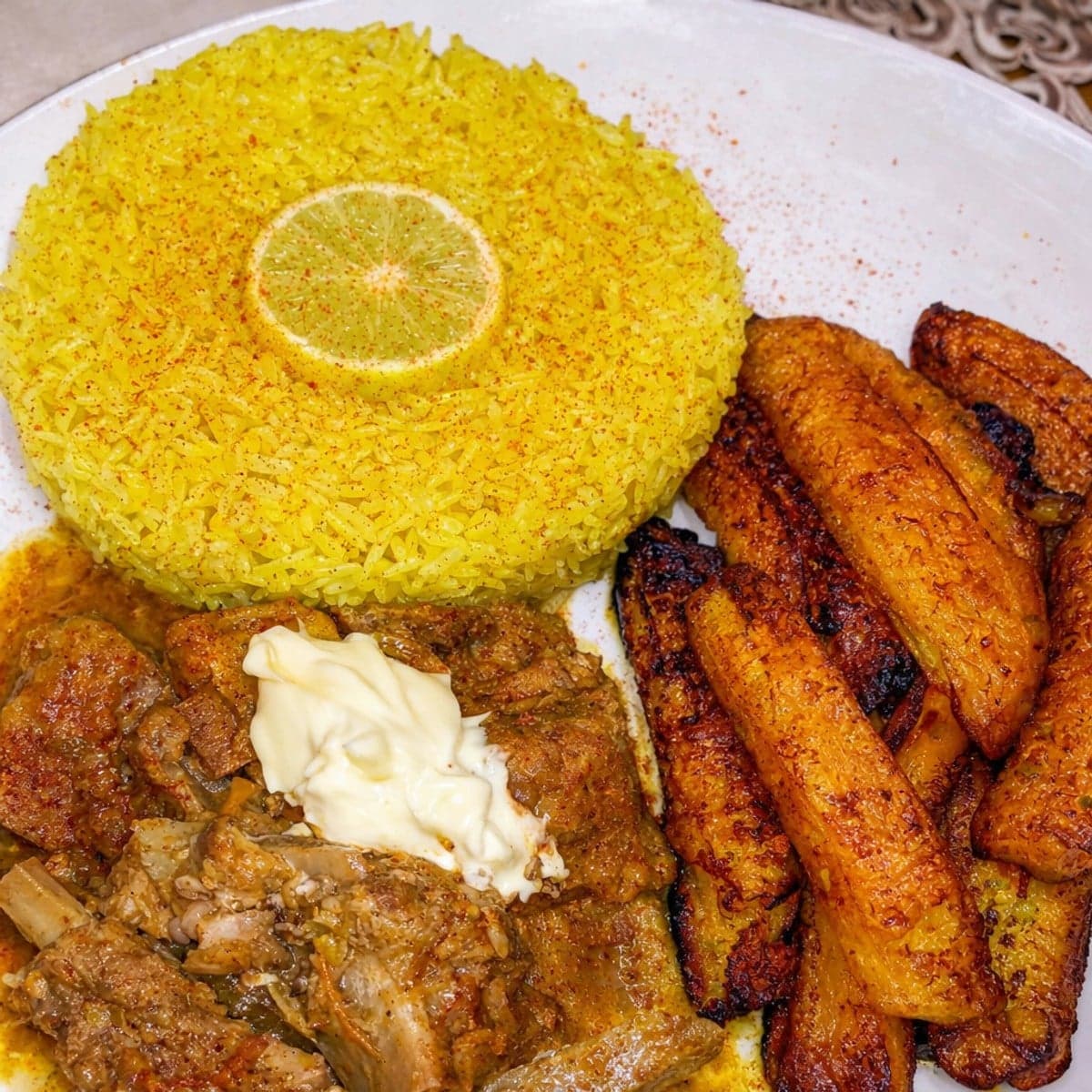 Cotis sauce tomate gombo : recette africaine