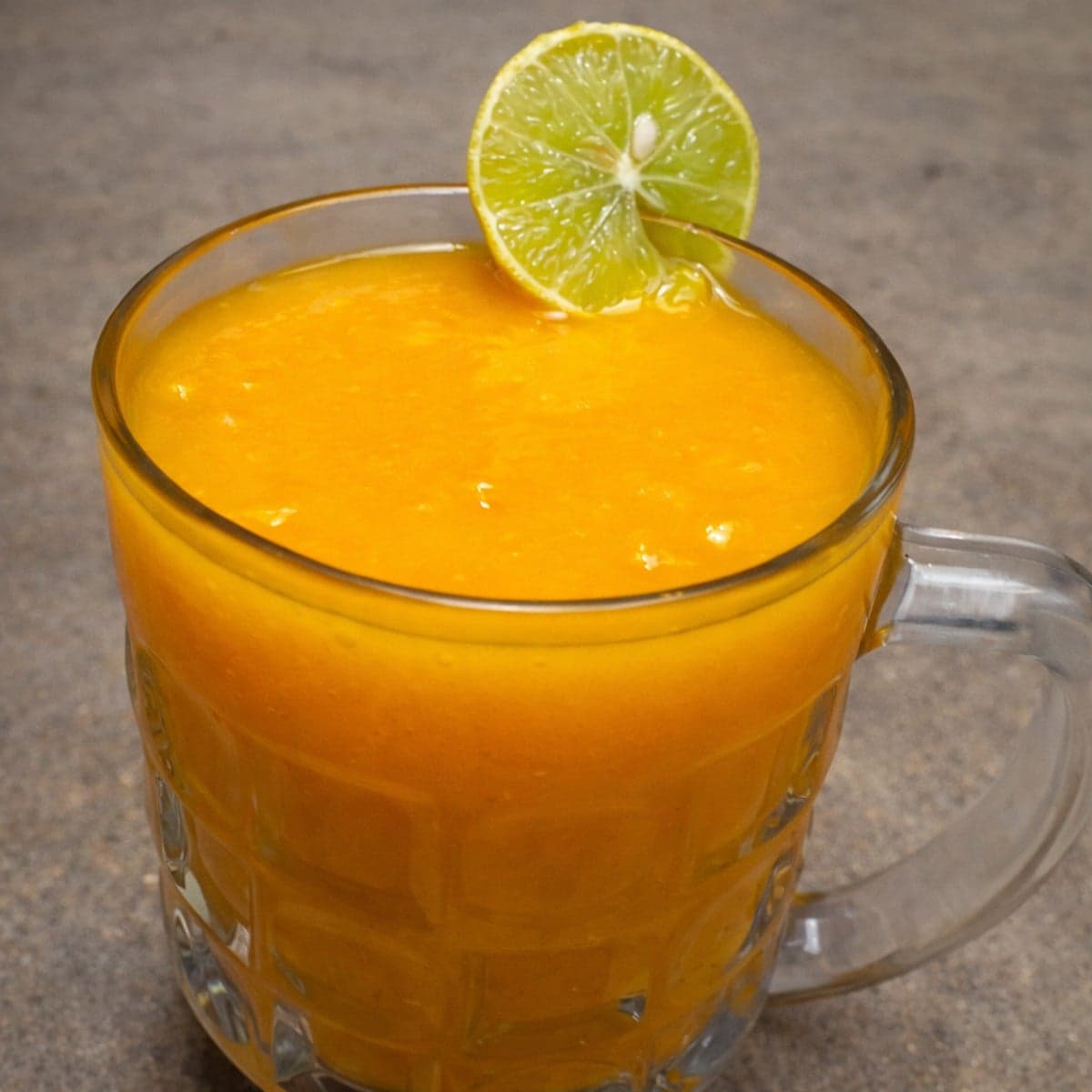 Jus de mangue naturel