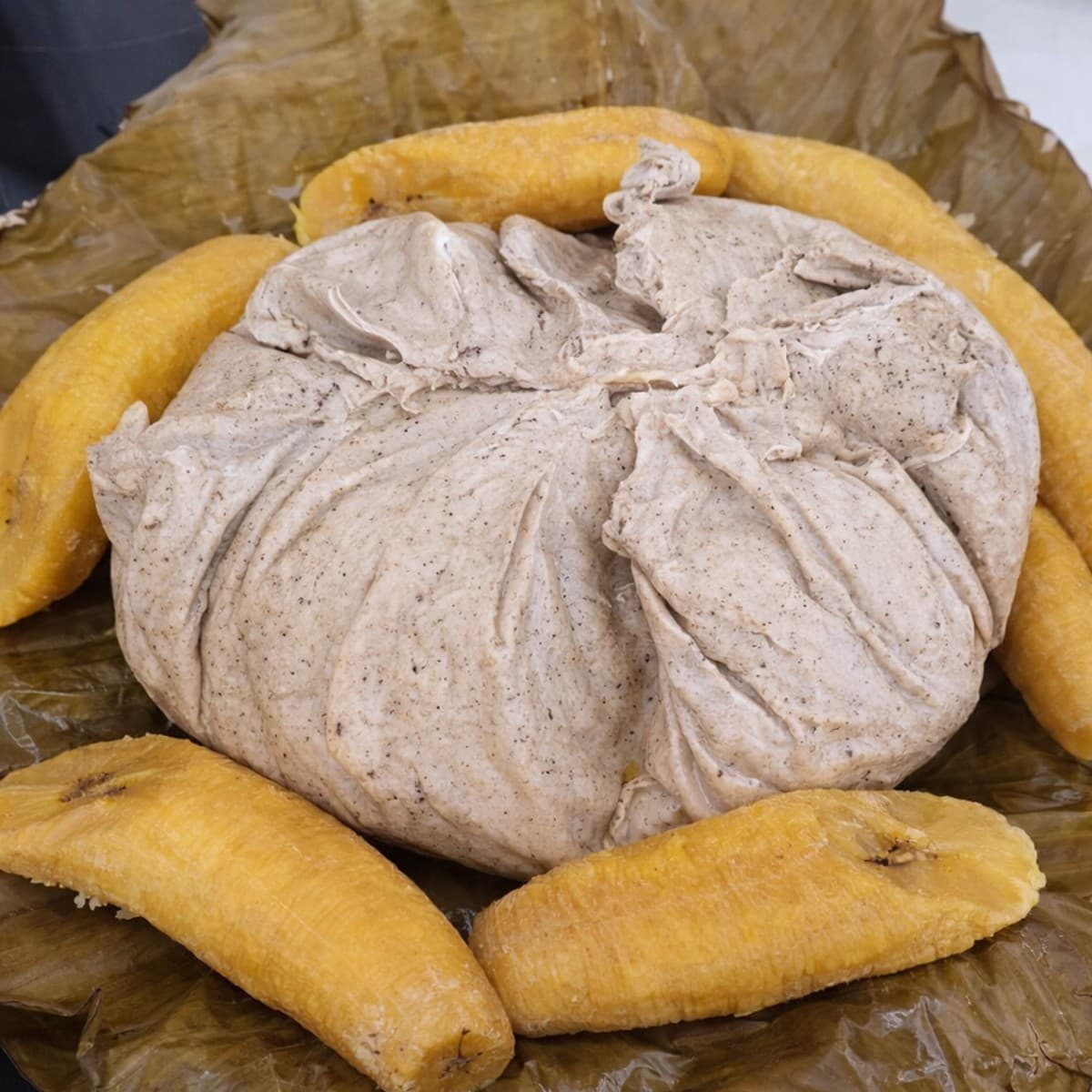 Mets de pistache et plantain mûr
