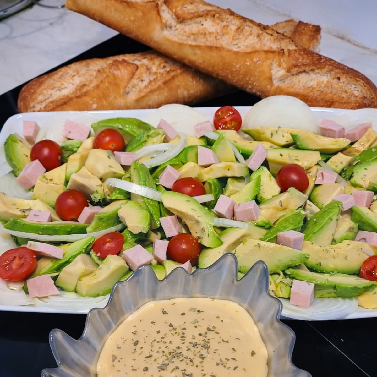Salade avocat tomate jambon