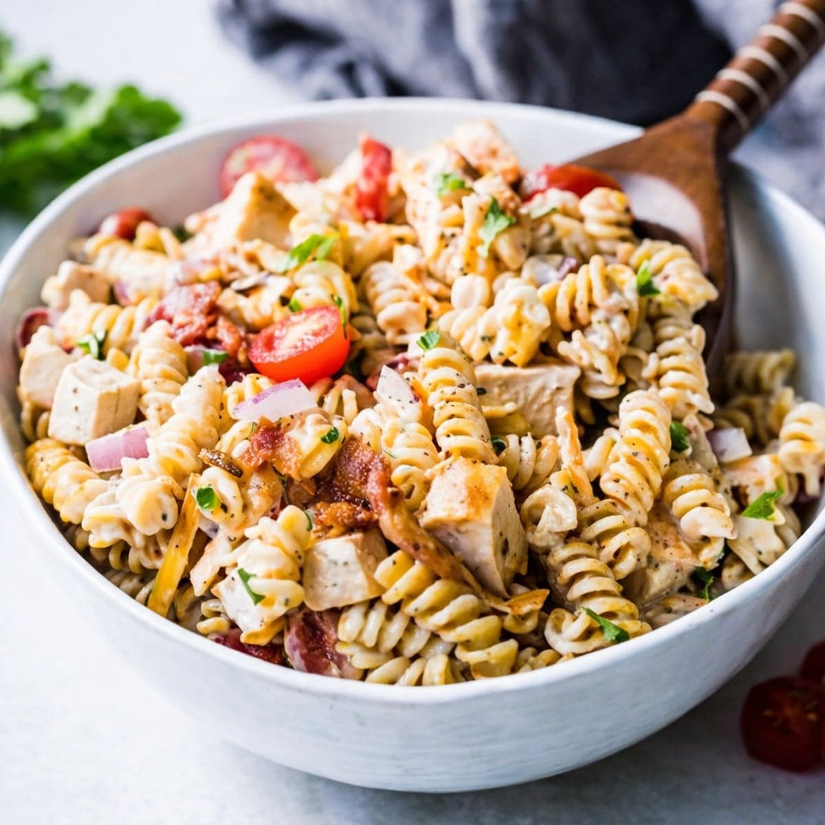 Salade de pâtes au poulet et au Bacon