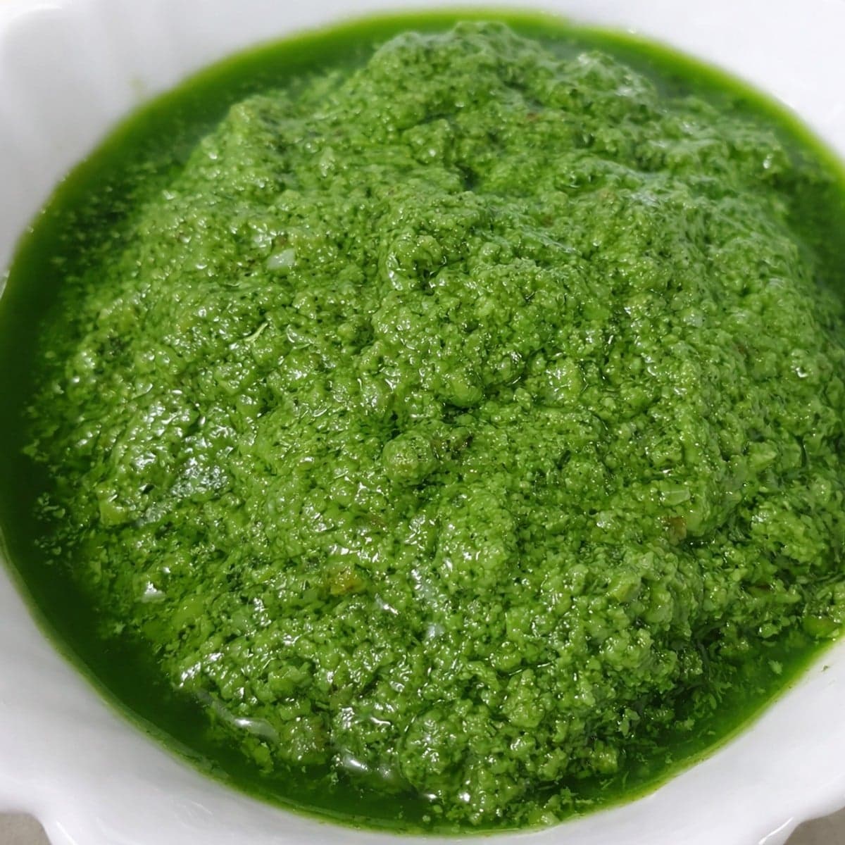 Sauce verte pour accompagner nos poissons braisé ou au four…