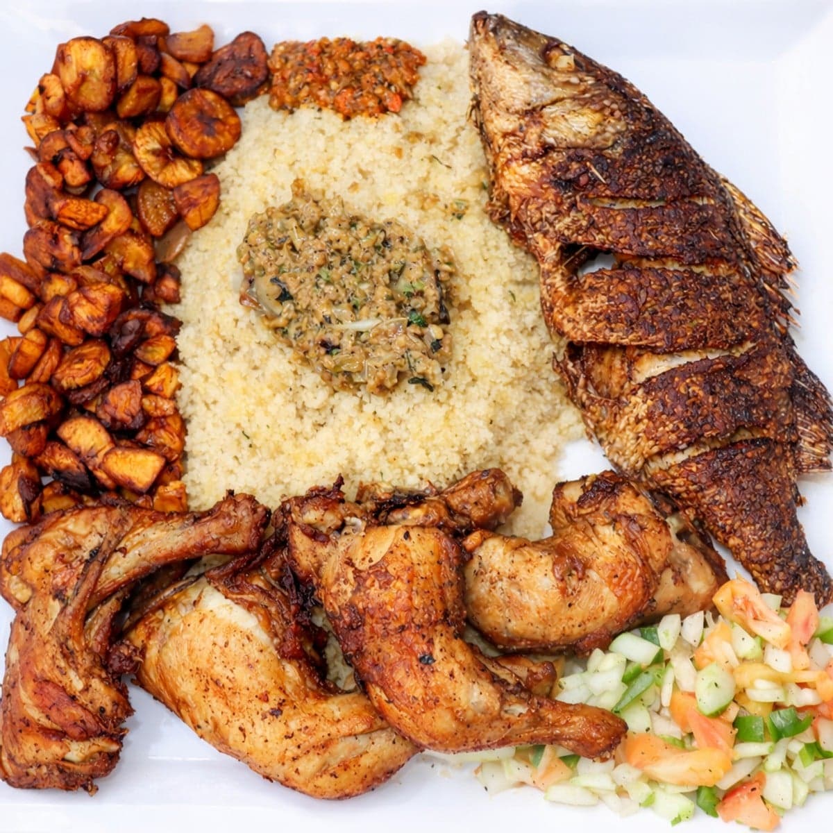 Attiéké au poulet et poisson