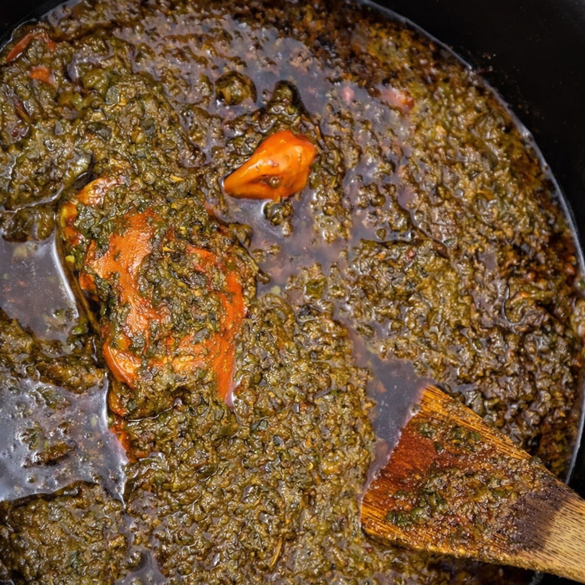 Bawin (feuilles de manioc et sauce graine) : recette africaine