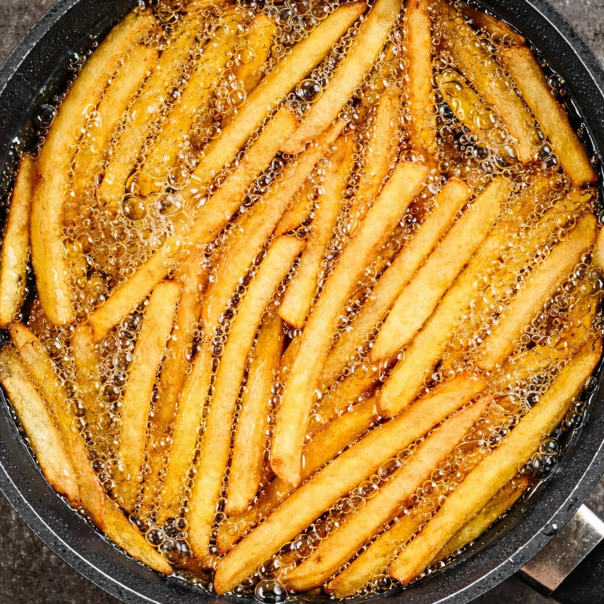 Huile de friture : faut-il la changer après utilisation ?