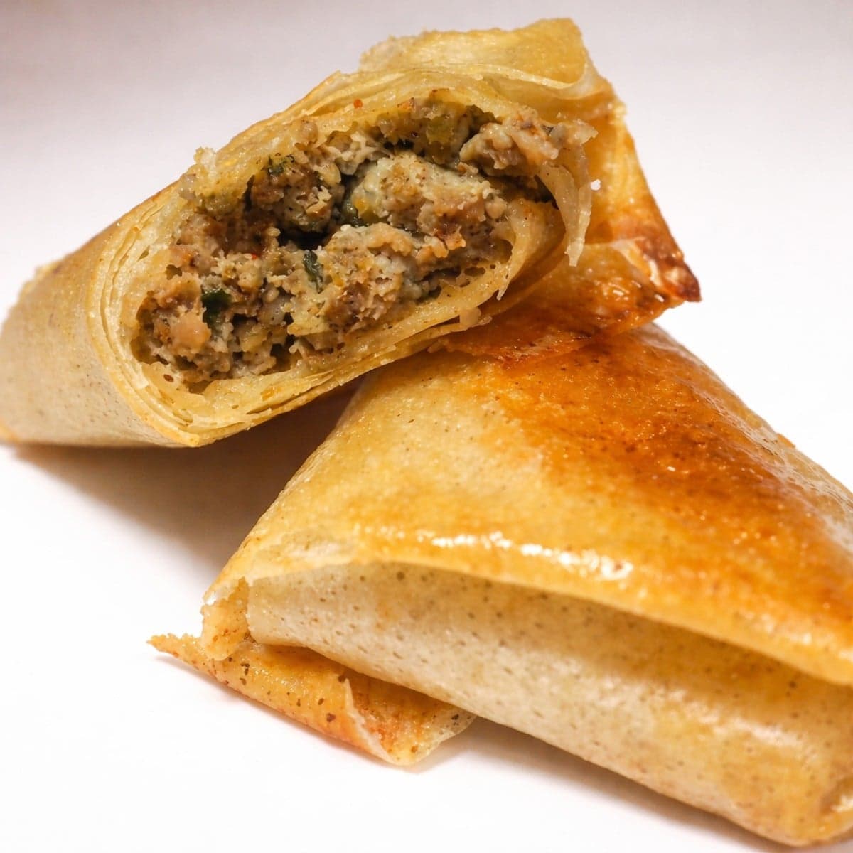 Samoussa à la viande hachée et aux épices du maroc