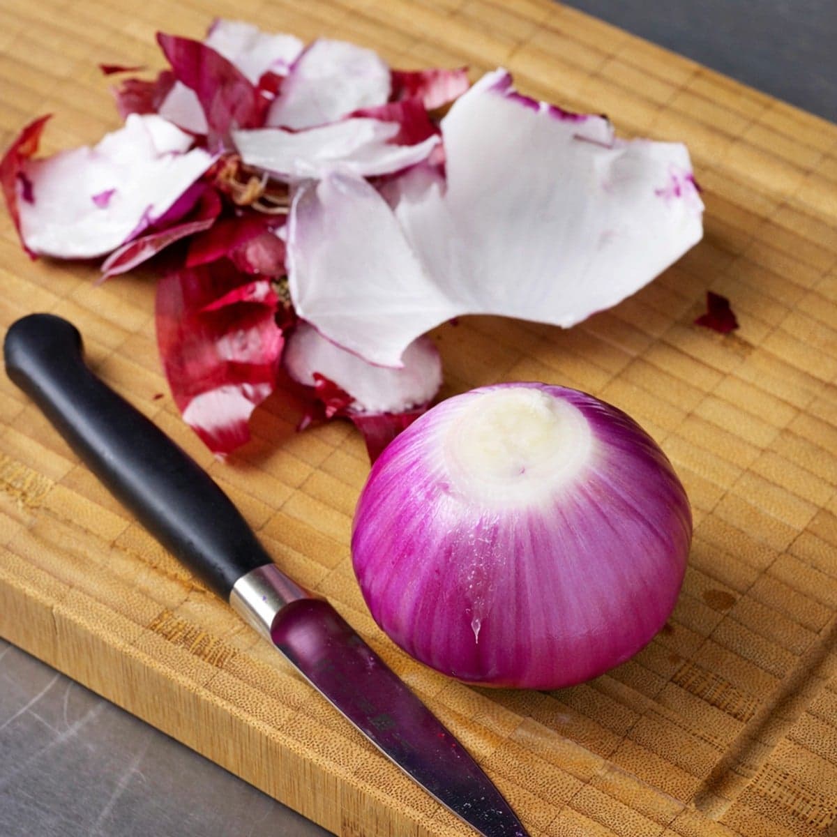 Comment hacher des oignons comme un chef?