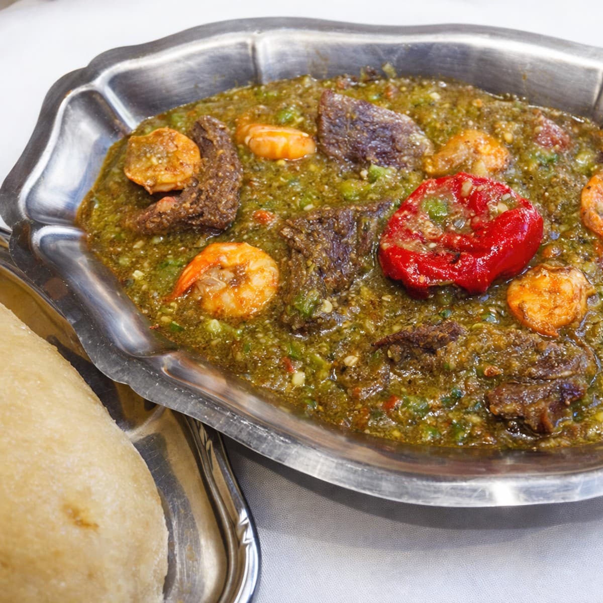 Couscous manioc sauce gombo( boeuf et crevettes )