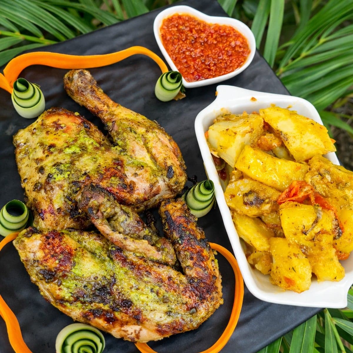 Poulet et pommes de terre au four