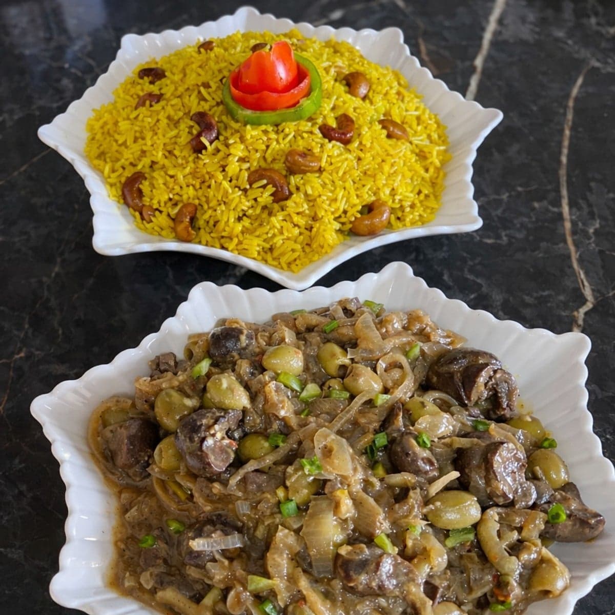 Yassa de rognons et riz au curry : recette parfumée