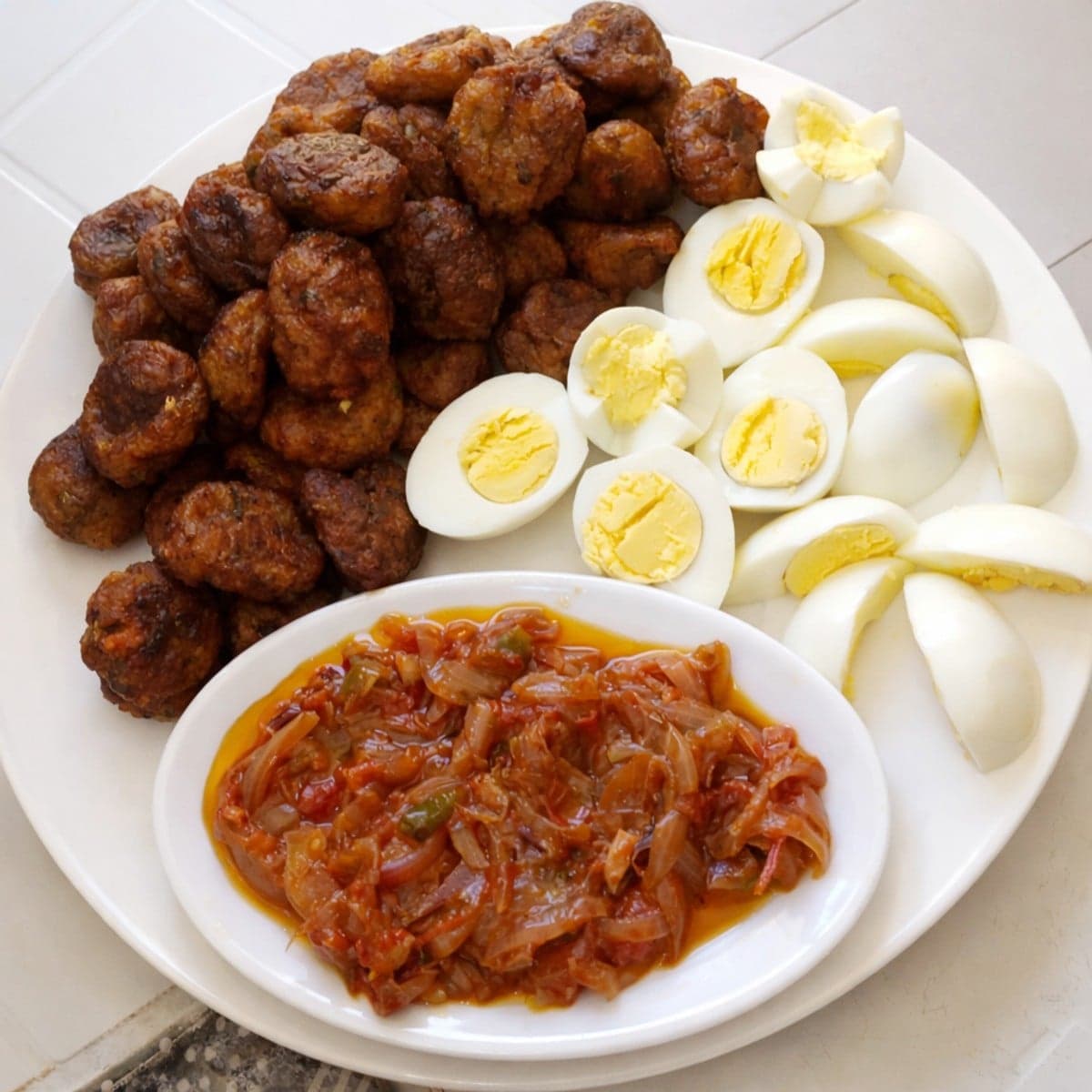 Claclo croustillant, légumes croquants et touche de moutarde : un régal