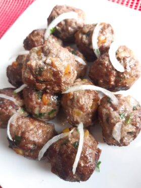 Boulettes de viande à la noix de muscade.