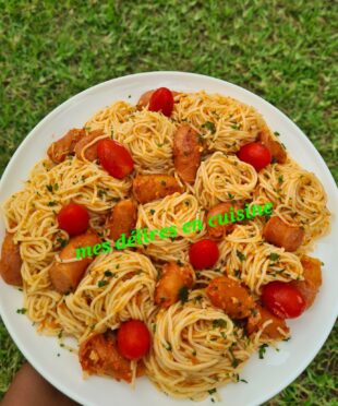 Spaghetti sauté aux saucisses