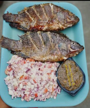 Poisson tilapia cuit au four