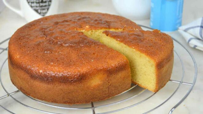 Comment faire le gâteau au yaourt au micro-ondes?