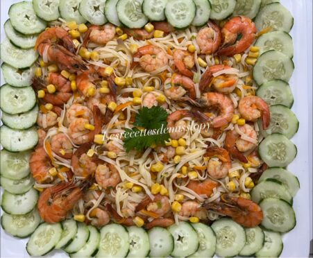 salade de nouilles aux crevettes