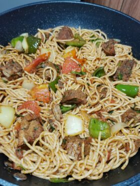 Spaghetti viande, super bon et très facile à réaliser.